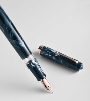Leonardo Magico Fountain Pen - Arctic blast RGT