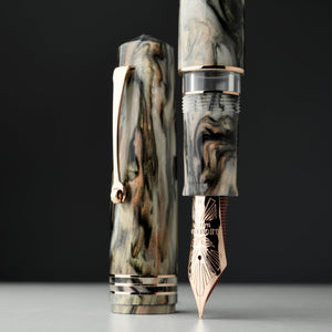 Leonardo Momento Zero Grande 2.0 Fountain Pen – Golden Abalone – RGT #8 14K Gold