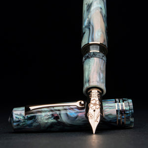 MZG2.0 Dalia eveline gold nib #8 special edition