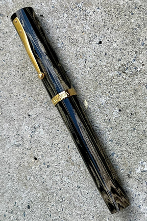 Magna Carta Mag 1000 Oversized Fountain Pen 9
