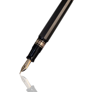OMAS the Paragon: 150625 - 100. Anniversary Fountain Pen