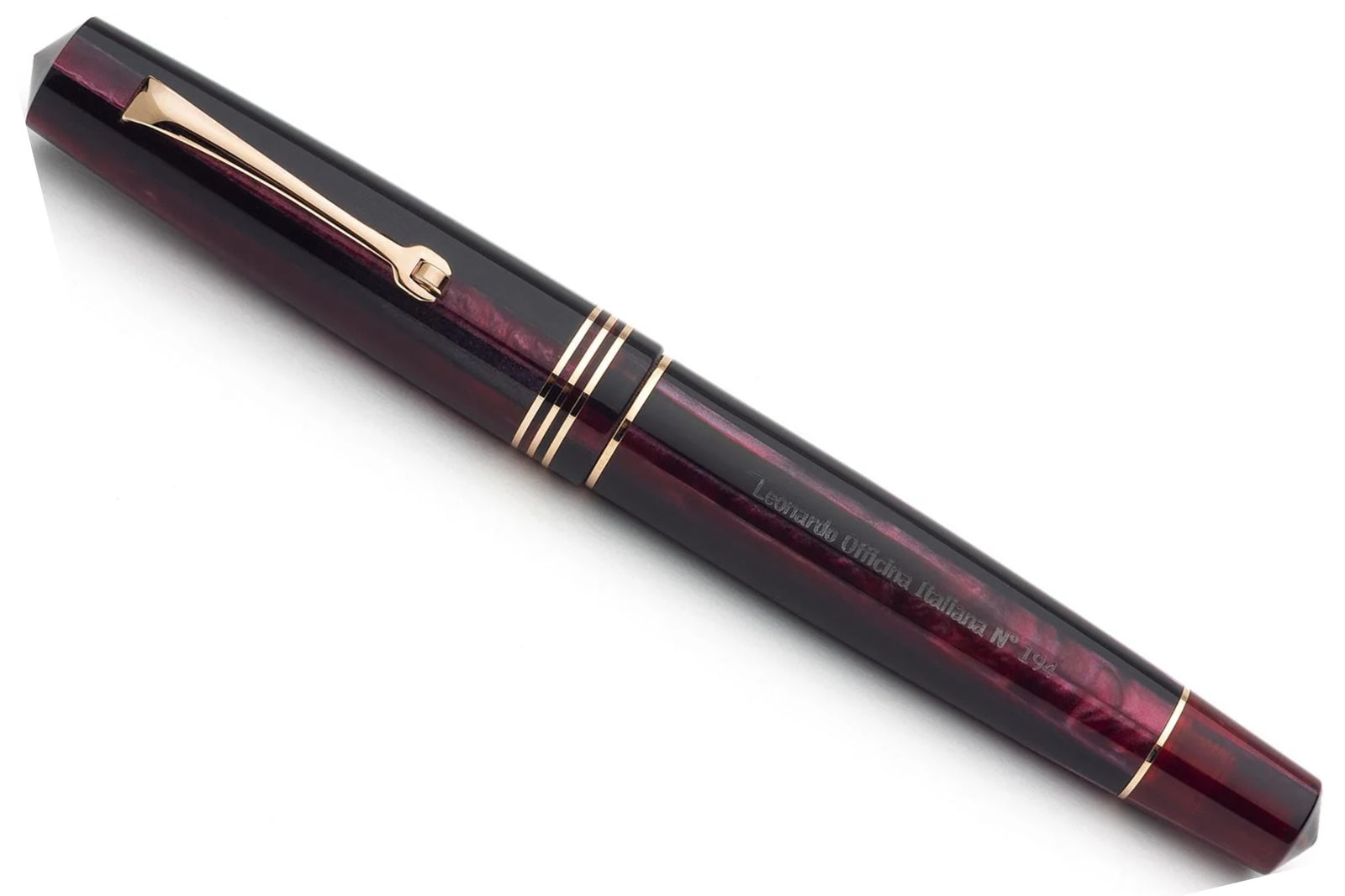 Leonardo Momento Zero Fountain Pen - Prugna RGT