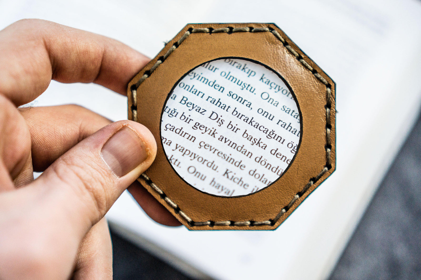 Leather Magnifying Glass Octagon