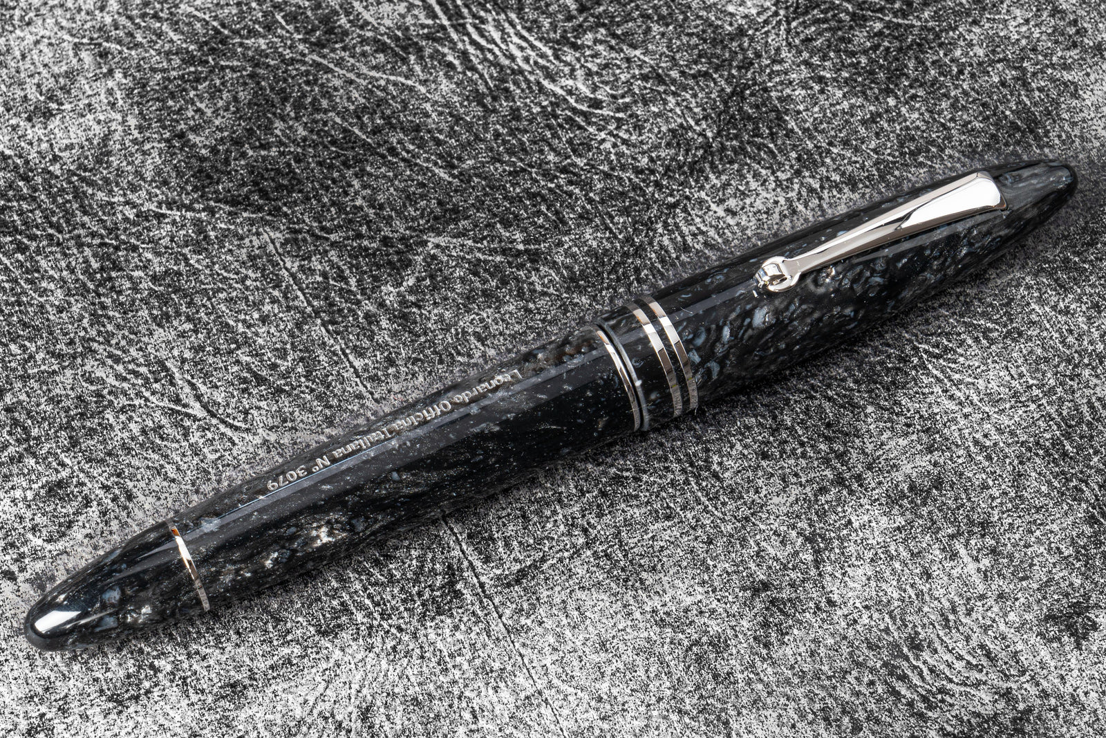Leonardo Furore Fountain Pen - Vulcano Grey RT