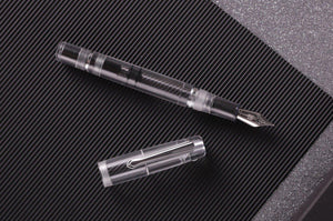 Nahvalur Original Fountain Pen - Clear Demonstrator